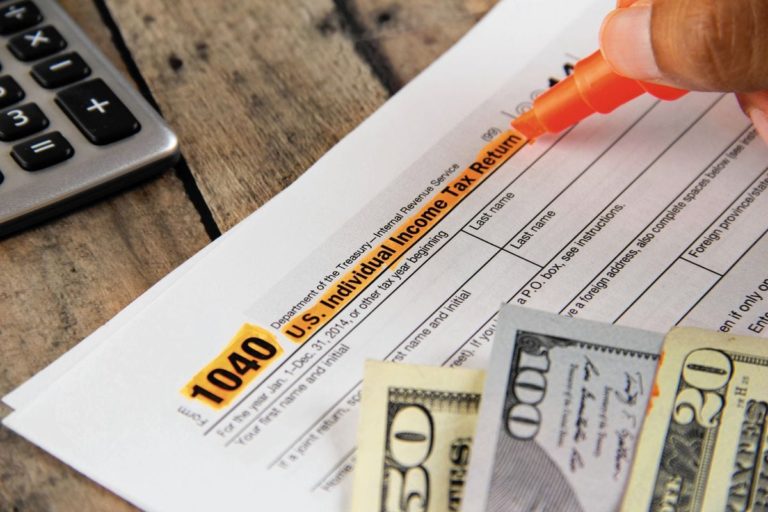 What Are the Benefits to Filing Taxes Early? Tweak Your Biz