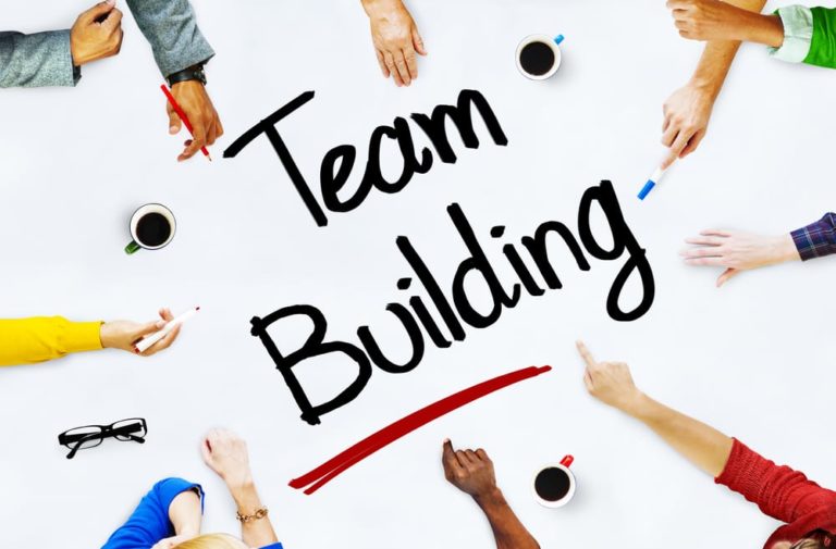 Infographic: Creative Team Building Activities - Tweak Your Biz