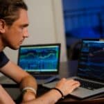 online community stock trading benefits - featured image