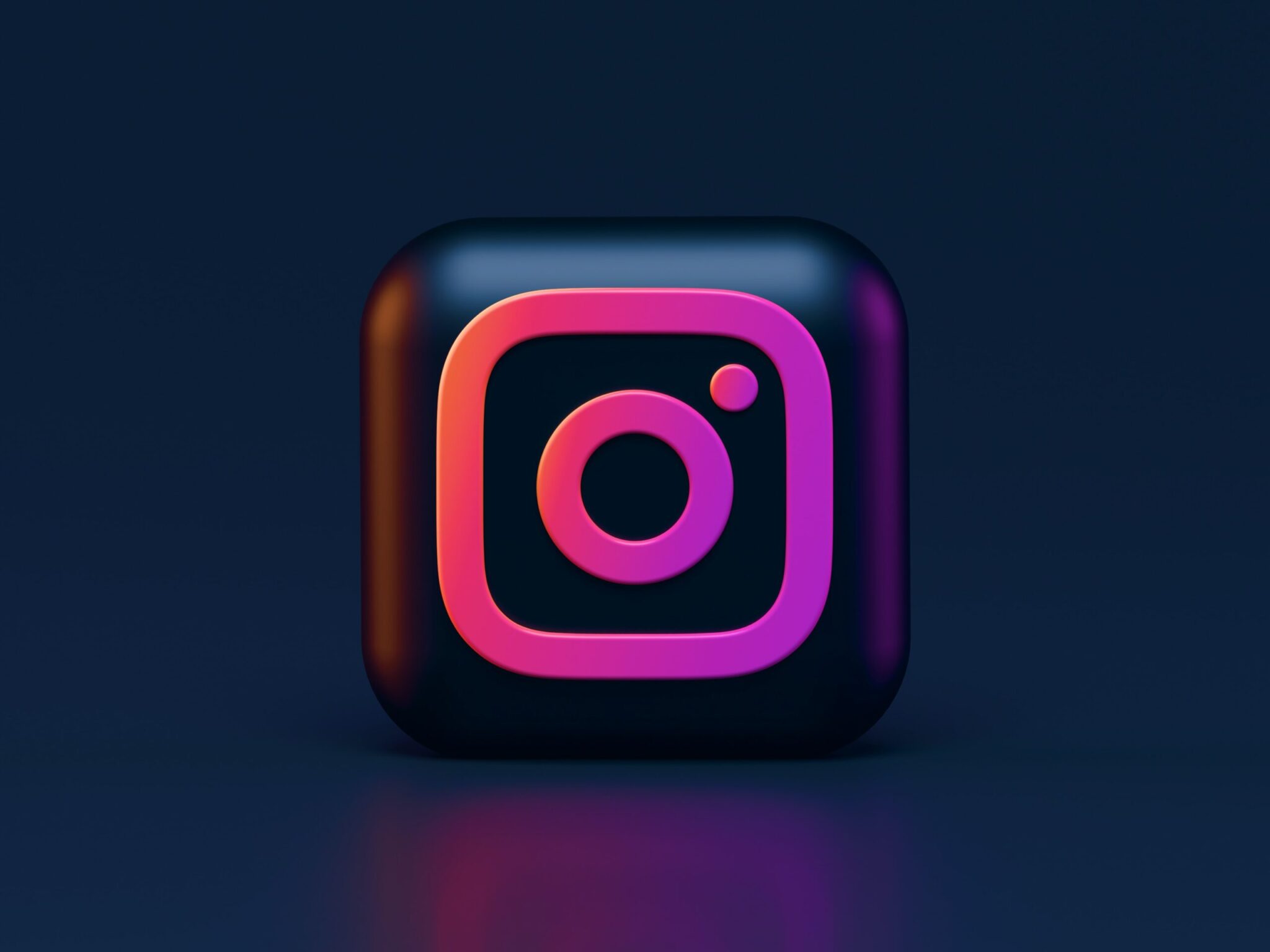 protect data on instagram - instagram logo